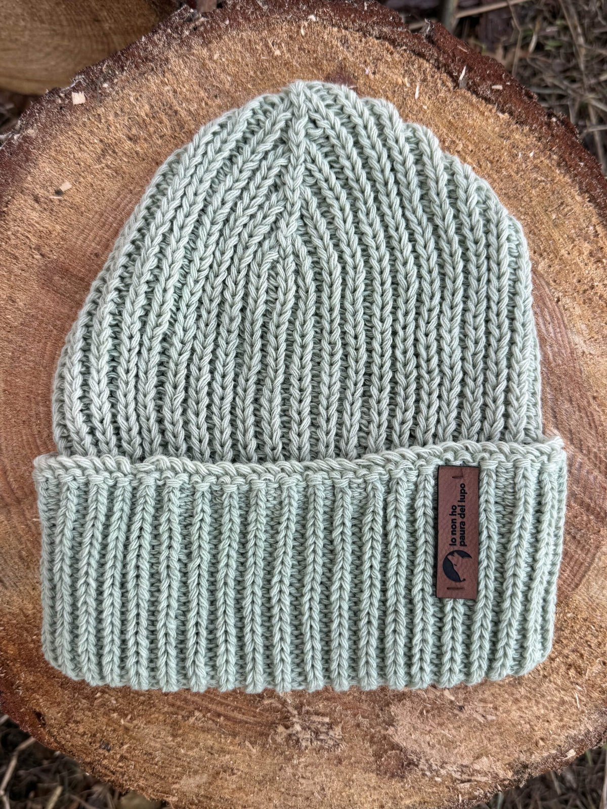 Berretto in lana naturale VERDE (colorato con tinture vegetali)